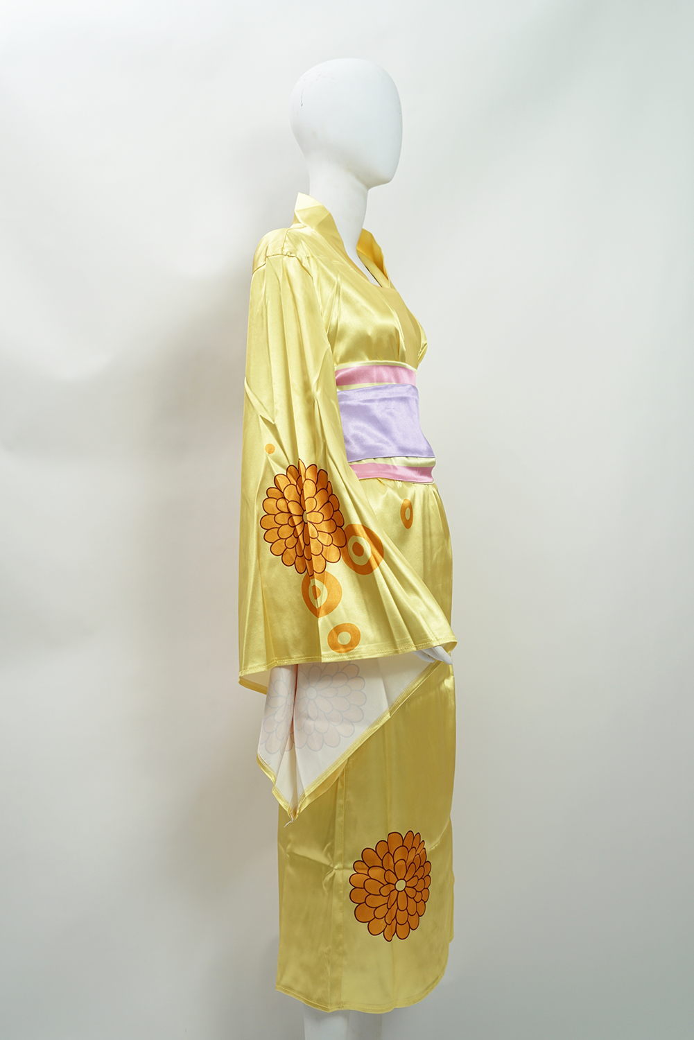Kikunojo Kiku Yellow Kimono Cosplay Costume